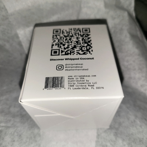 Strip Makeup Whipped Coconut Makeup Remover - Picture 9 of 10